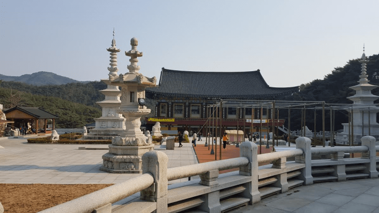 temple hall view.png